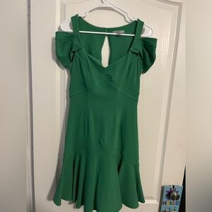 Zac Posen green form fitting cold shoulder cocktail dress